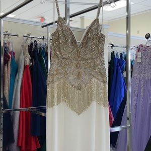 Macduggal White and gold dress. New with tags